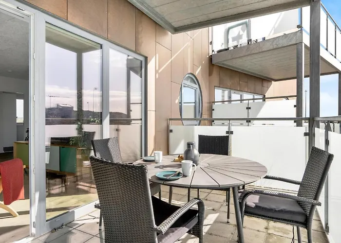 Awesome In Apartment *