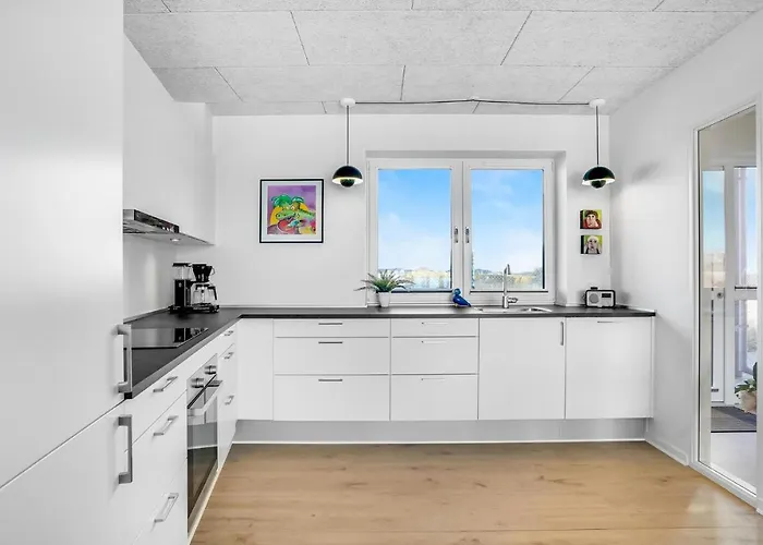 Apartment Awesome In *