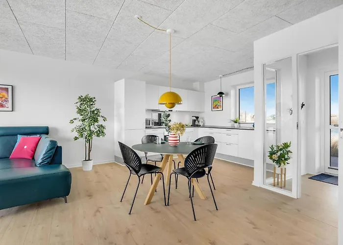 Awesome In Apartment *